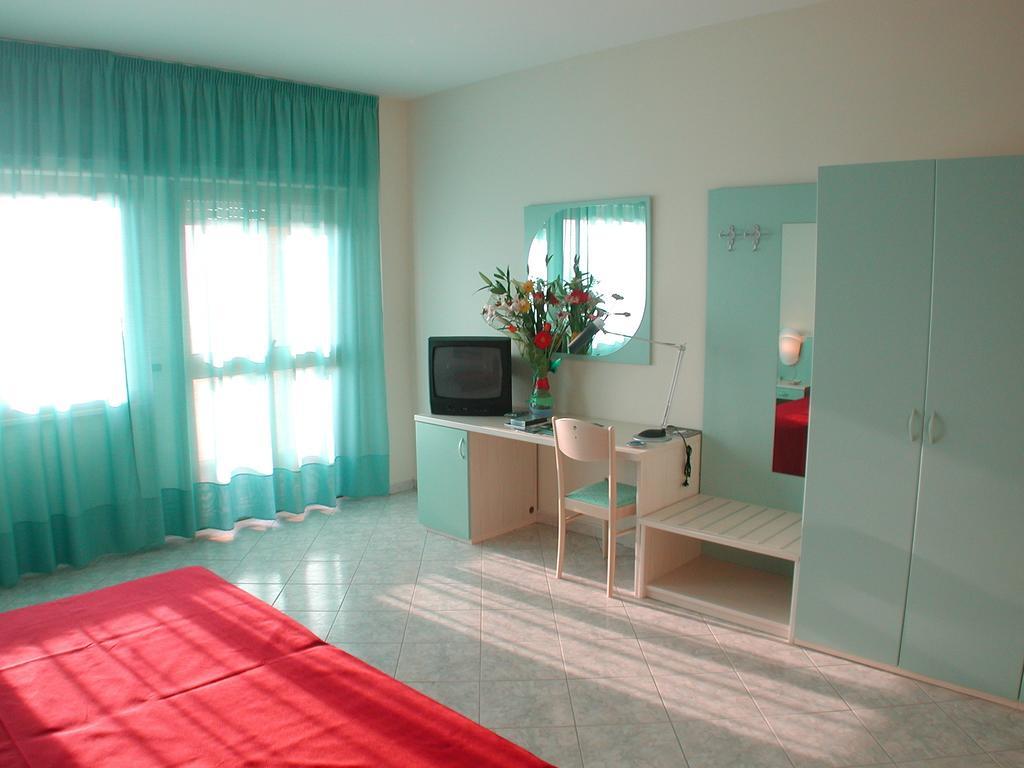 Cliffs Hotel Joppolo Δωμάτιο φωτογραφία